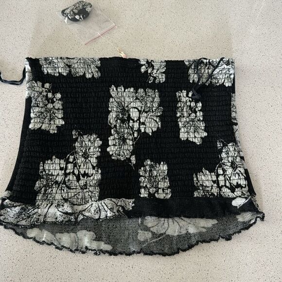 NWOT Free People Poppy Tube Top Black Floral Cropped L Removable Straps Smock - Picture 12 of 15